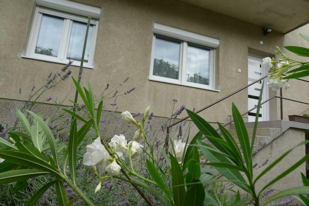 Zola Apartamento Zagreb Exterior foto